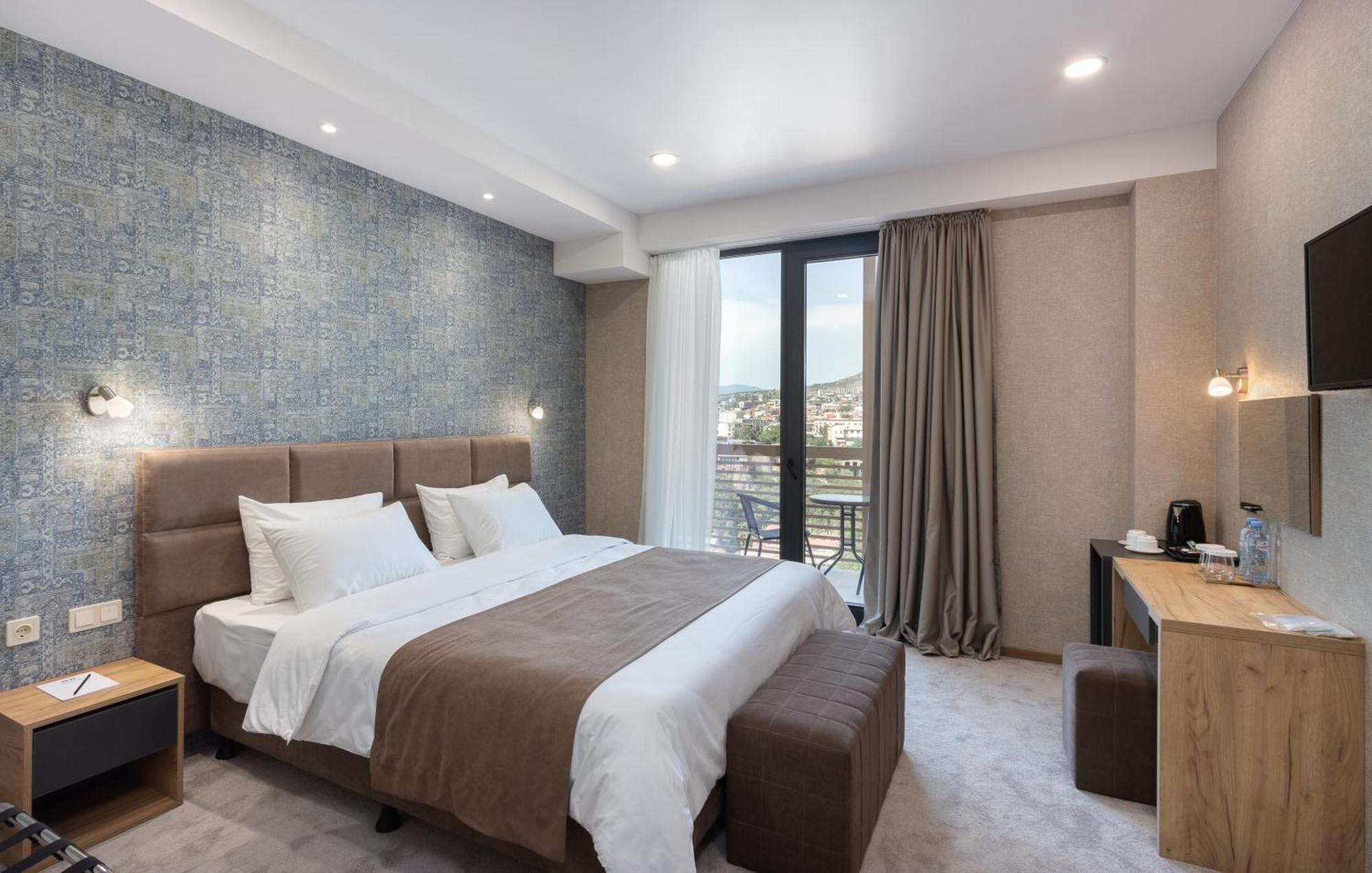 Brooch Boutique Hotel Tbilisi Luaran gambar