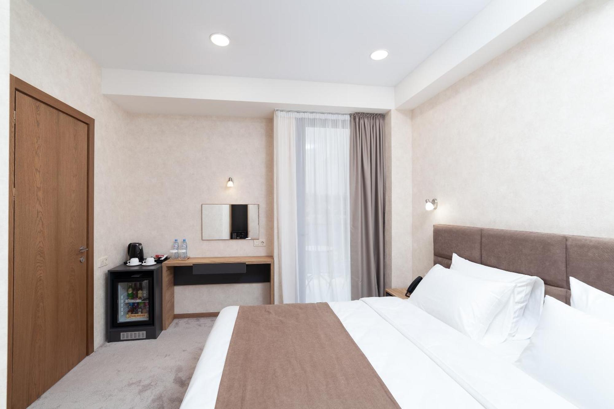 Brooch Boutique Hotel Tbilisi Luaran gambar