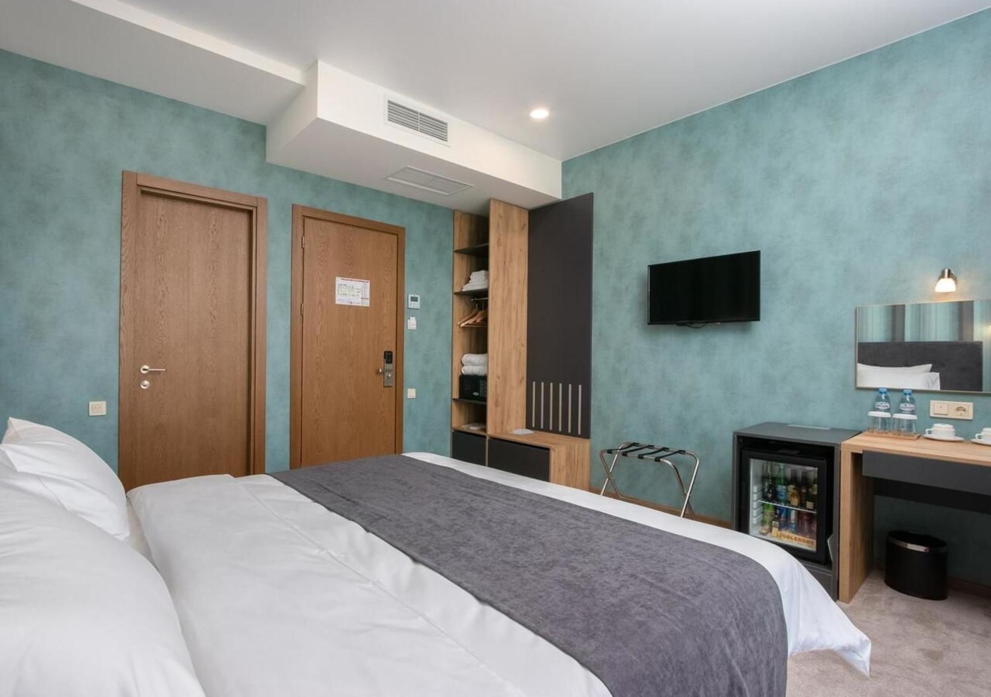 Brooch Boutique Hotel Tbilisi Luaran gambar