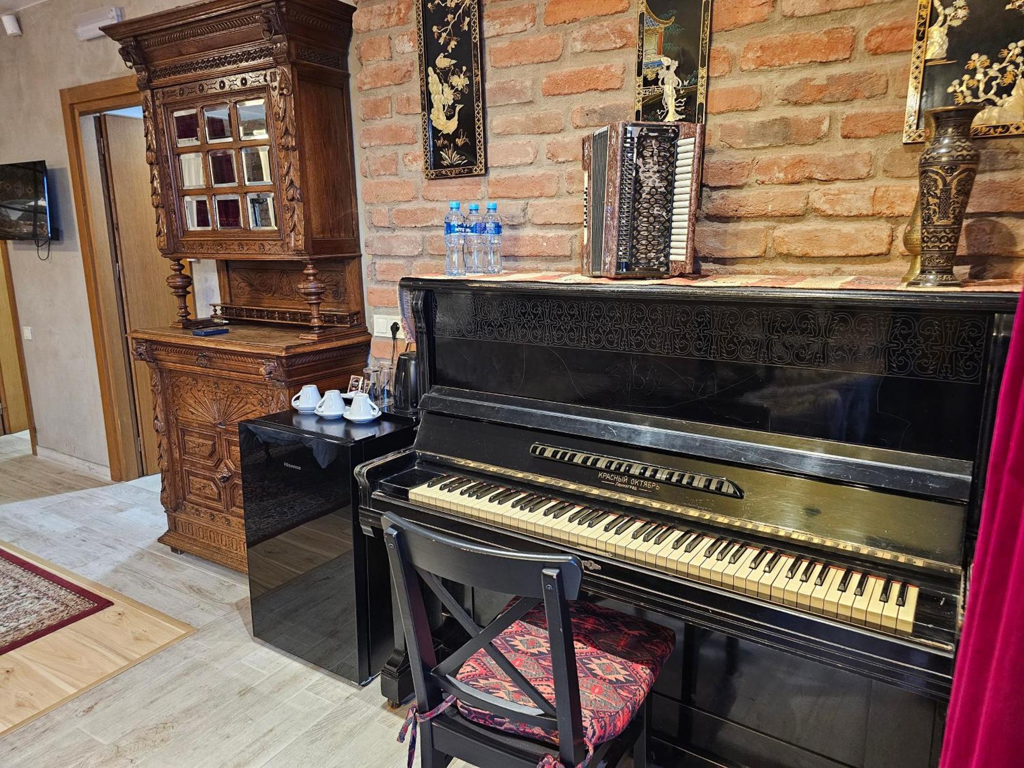 Brooch Boutique Hotel Tbilisi Luaran gambar